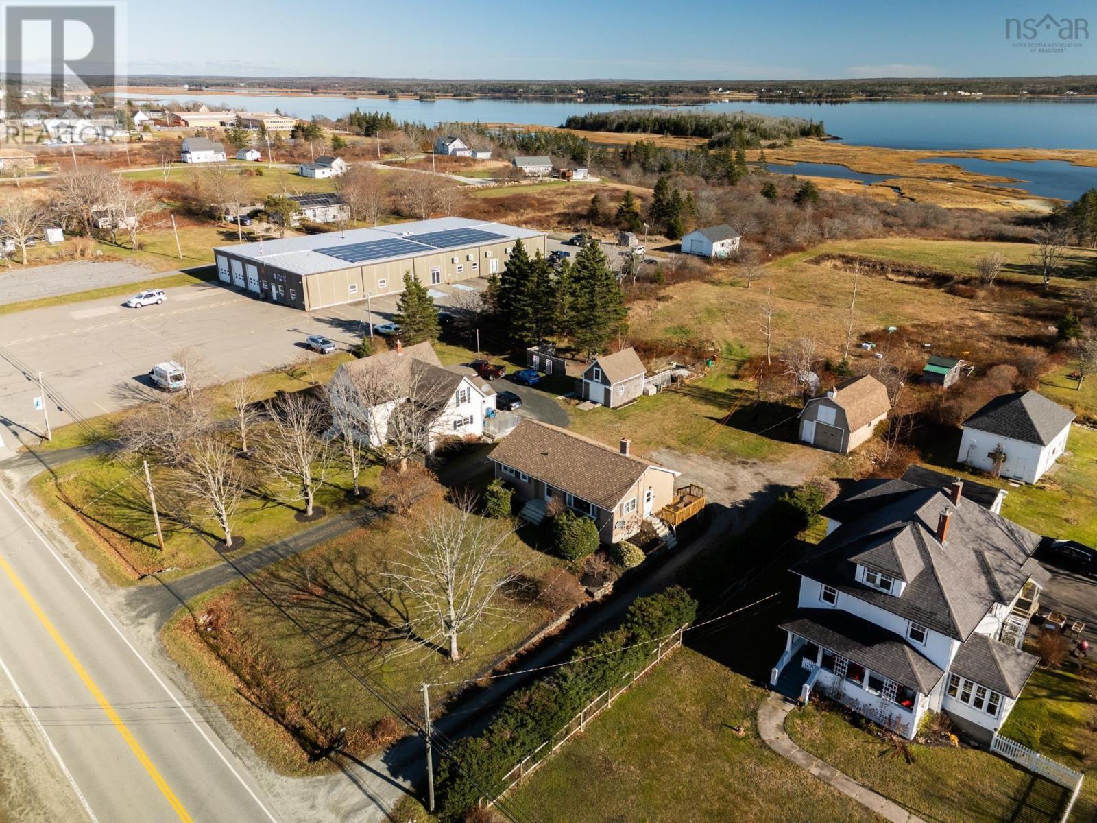 911 Highway 335, West Pubnico, Nova Scotia  B0W 3S0 - Photo 15 - 202528411