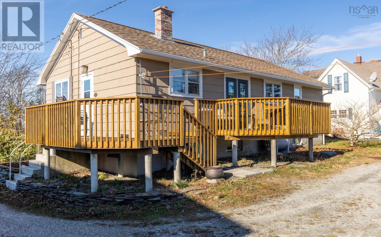 911 Highway 335, West Pubnico, Nova Scotia  B0W 3S0 - Photo 5 - 202528411