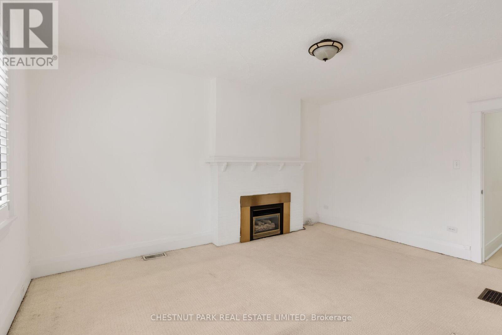 126 Browning Avenue, Toronto, Ontario  M4K 1W3 - Photo 22 - E12926292