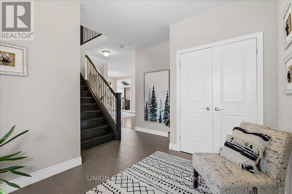 2136 Yellowbirch Place, London North, Ontario  N6G 0L3 - Photo 6 - X12922814