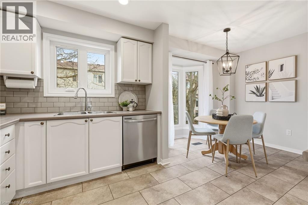 302 College Avenue W Unit# 97, Guelph, Ontario  N1G 4T6 - Photo 11 - 40814856