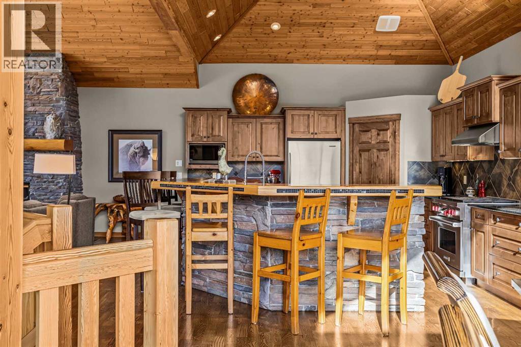 116, 210 Hubman Landing, Canmore, Alberta  T1W 3M4 - Photo 9 - A2289276