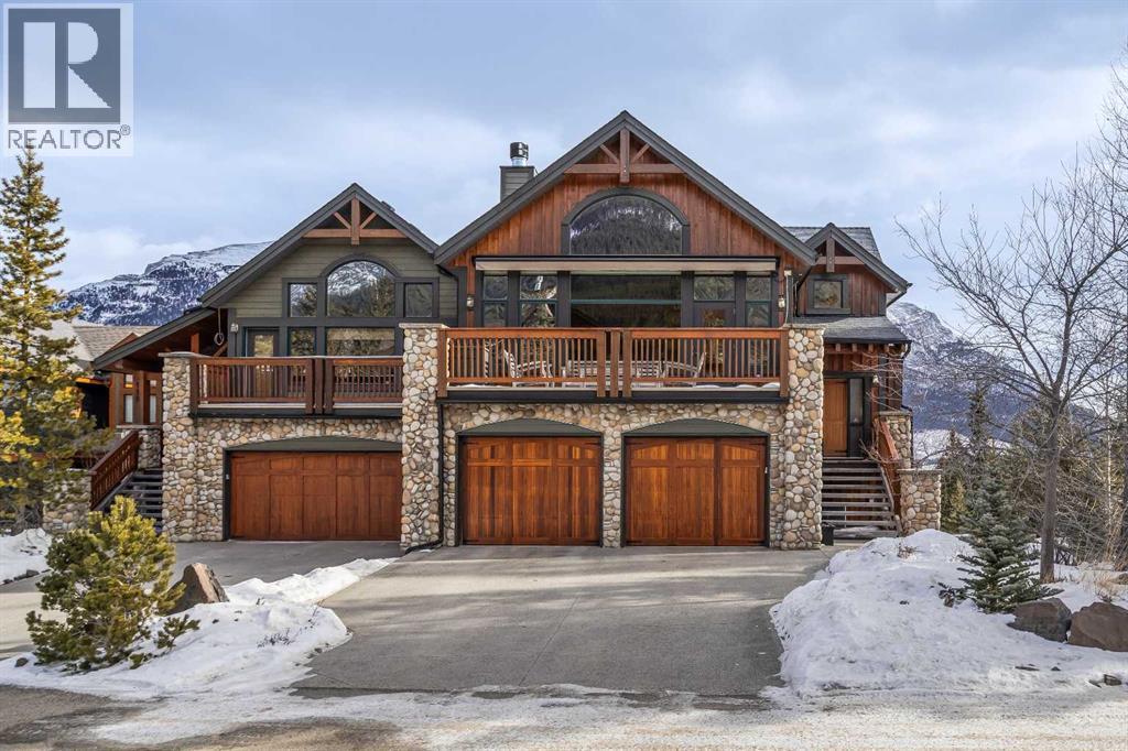 116, 210 Hubman Landing, Canmore, Alberta  T1W 3M4 - Photo 1 - A2289276