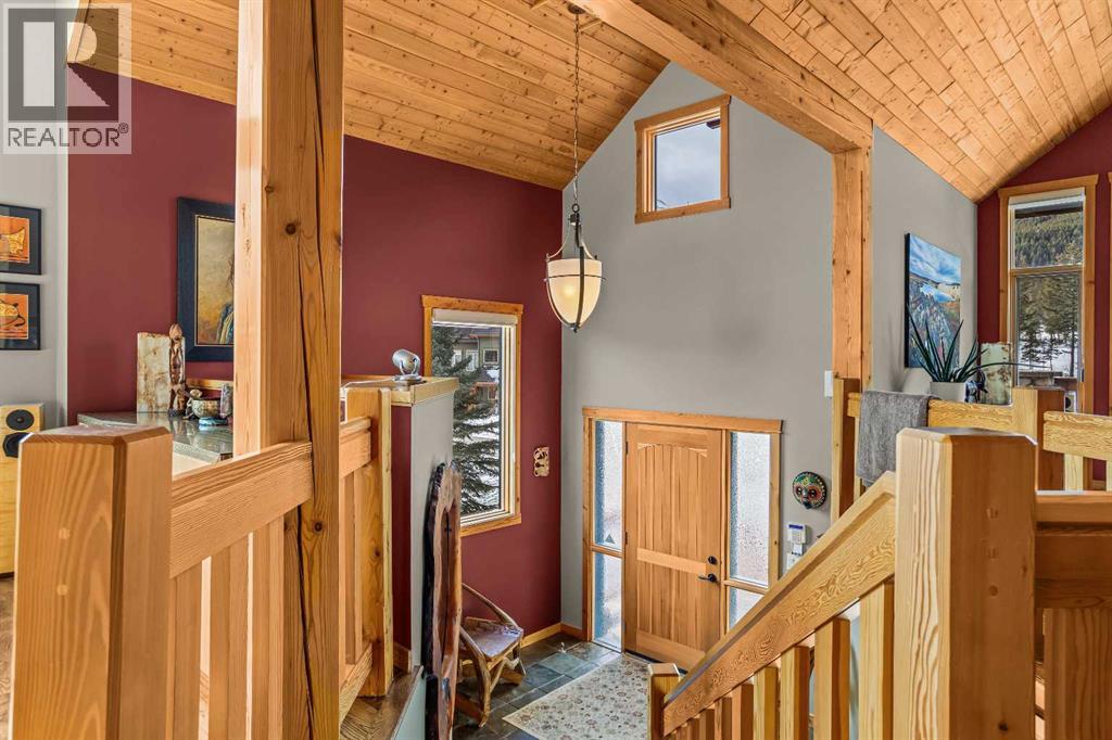 116, 210 Hubman Landing, Canmore, Alberta  T1W 3M4 - Photo 3 - A2289276