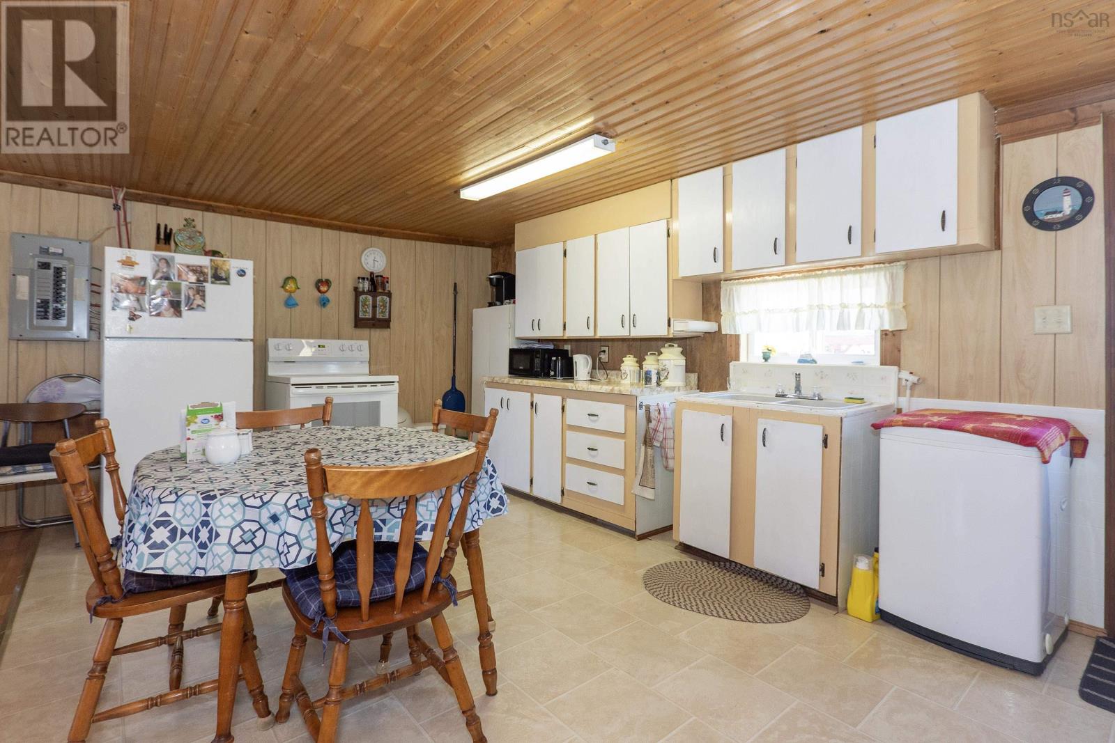 110 Jackson Point Road, Tidnish Bridge, Nova Scotia  B4H 3X9 - Photo 8 - 202605619