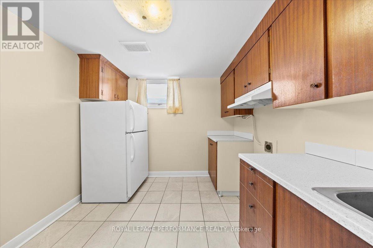 2212 St Laurent Boulevard, Ottawa, Ontario  K1G 1B2 - Photo 20 - X12927430