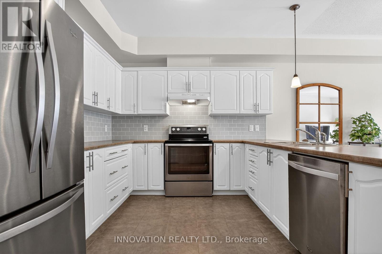 206 Edey Street, Arnprior, Ontario  K7S 0A8 - Photo 11 - X12927444