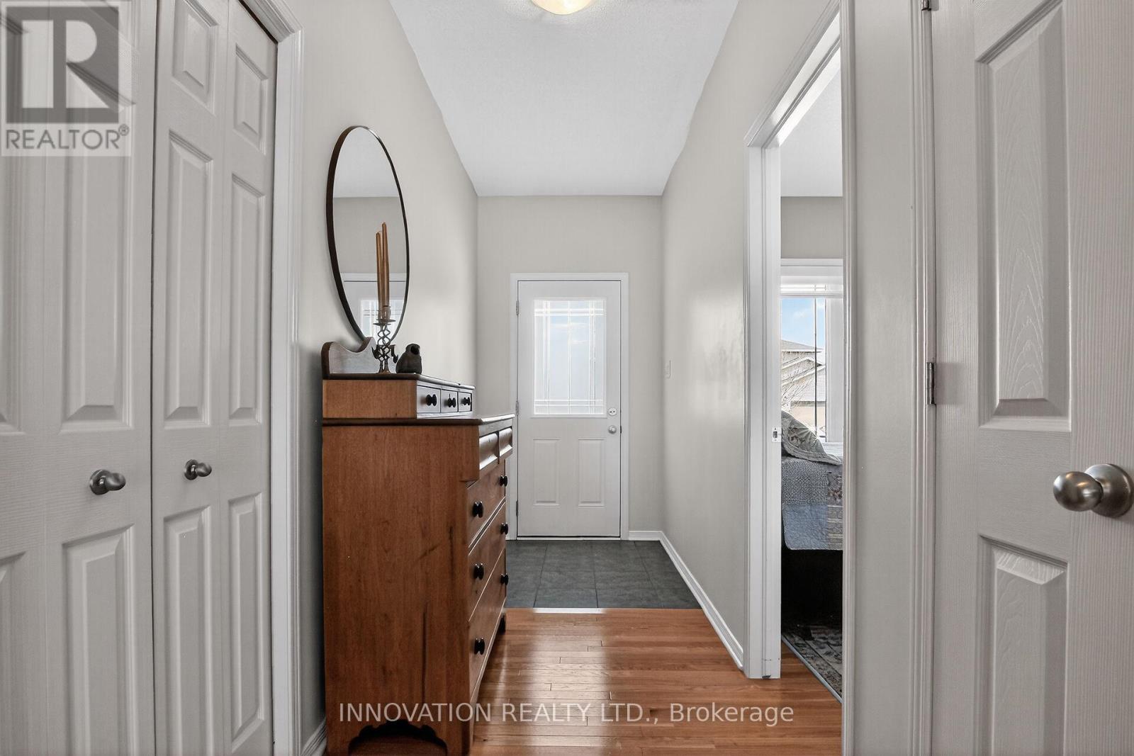 206 Edey Street, Arnprior, Ontario  K7S 0A8 - Photo 3 - X12927444