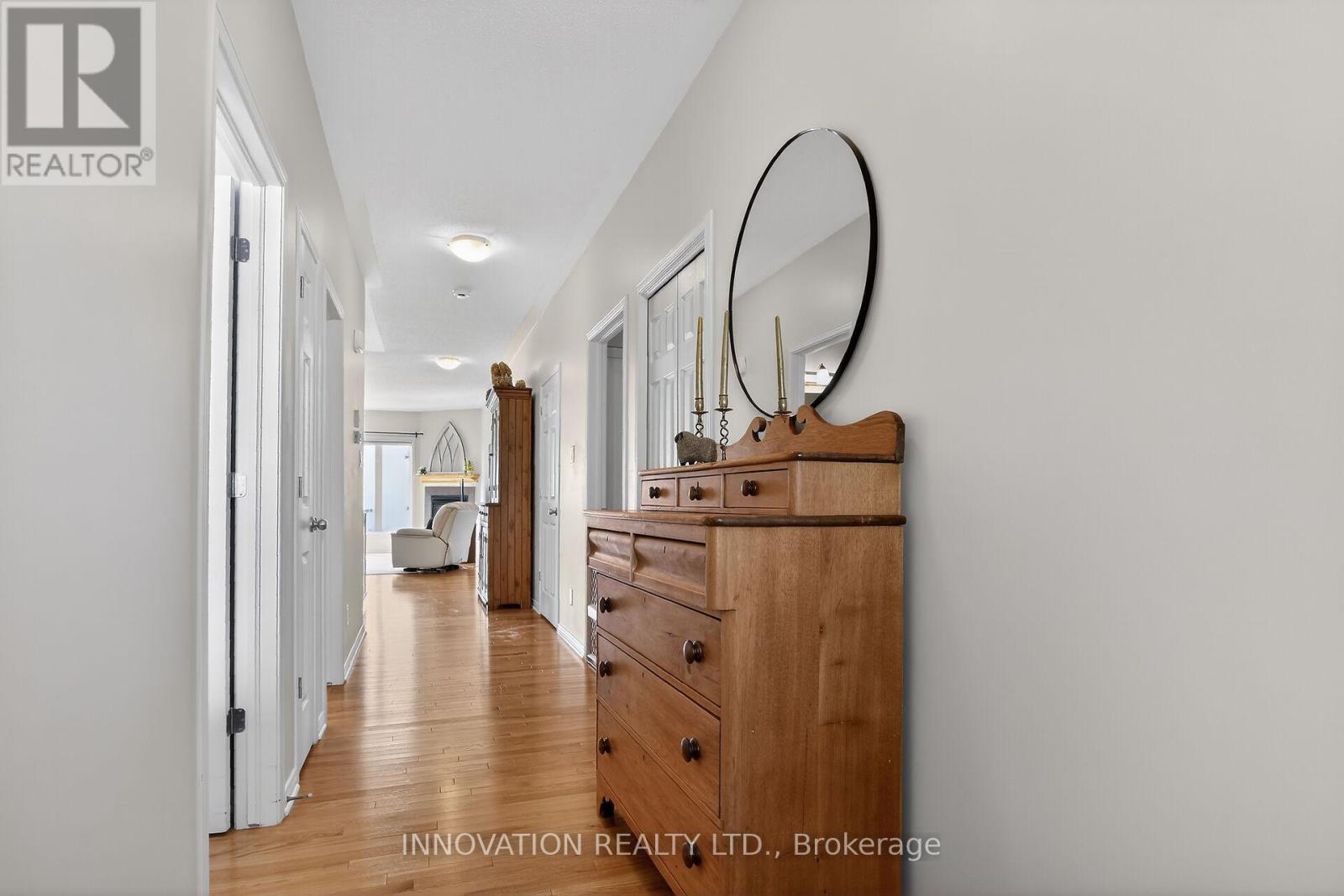 206 Edey Street, Arnprior, Ontario  K7S 0A8 - Photo 4 - X12927444