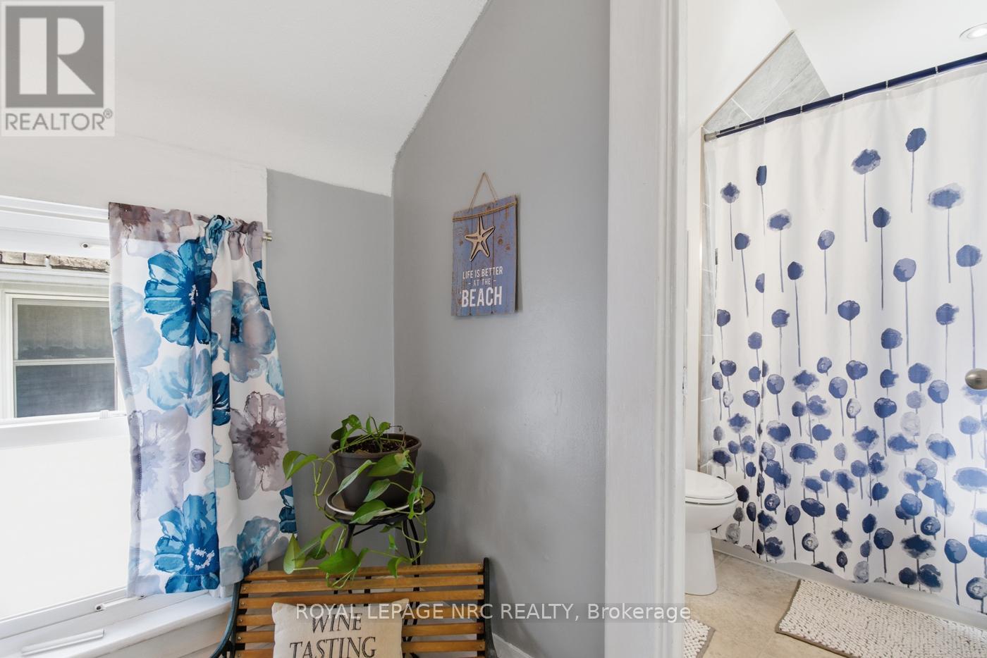 4634 Armoury Street, Niagara Falls, Ontario  L2E 1S6 - Photo 11 - X12927436