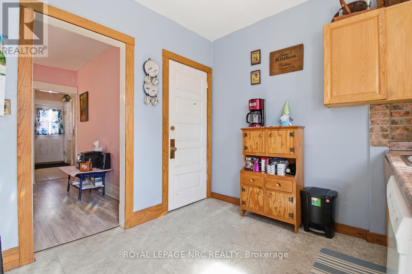 4634 Armoury Street, Niagara Falls, Ontario  L2E 1S6 - Photo 8 - X12927436