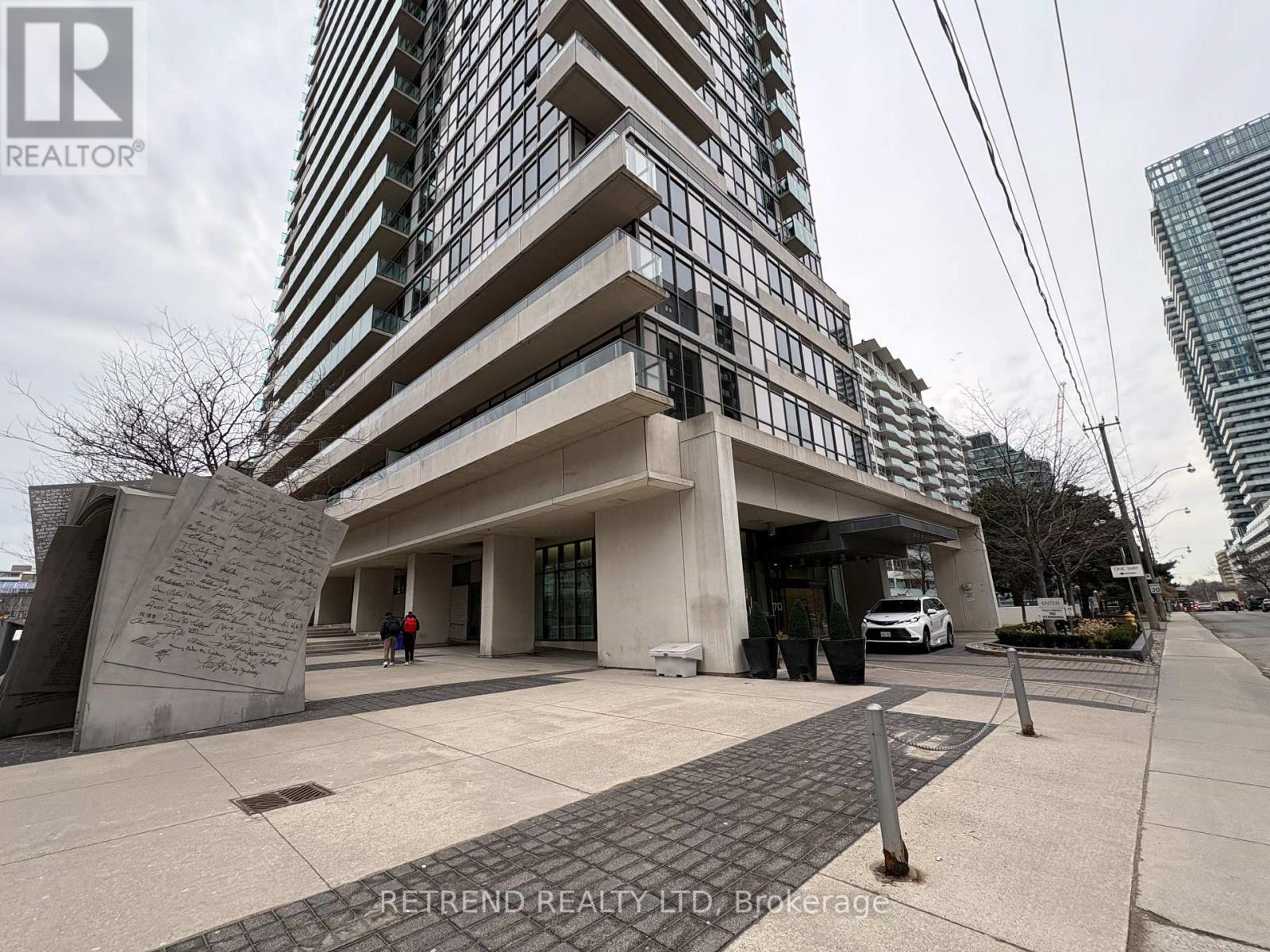 2013 - 70 Roehampton Avenue, Toronto, Ontario  M4P 1R2 - Photo 2 - C12927452