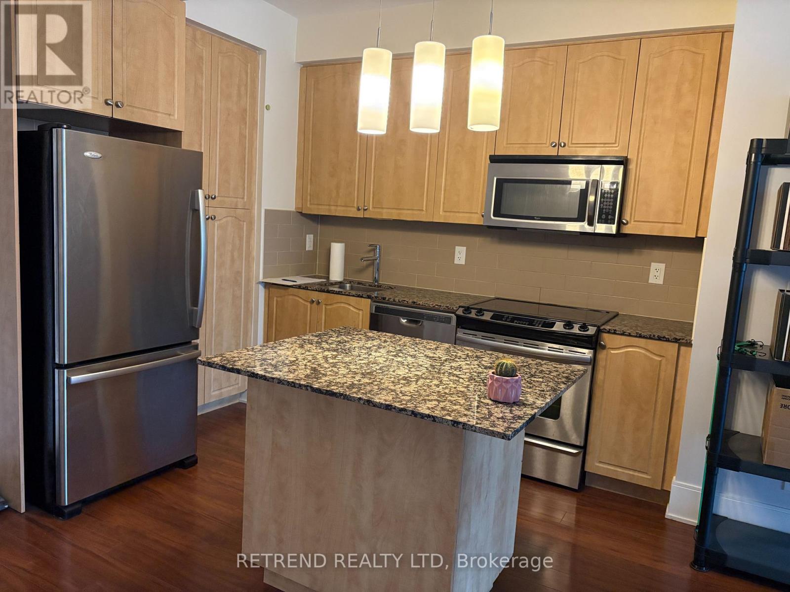 2013 - 70 Roehampton Avenue, Toronto, Ontario  M4P 1R2 - Photo 4 - C12927452