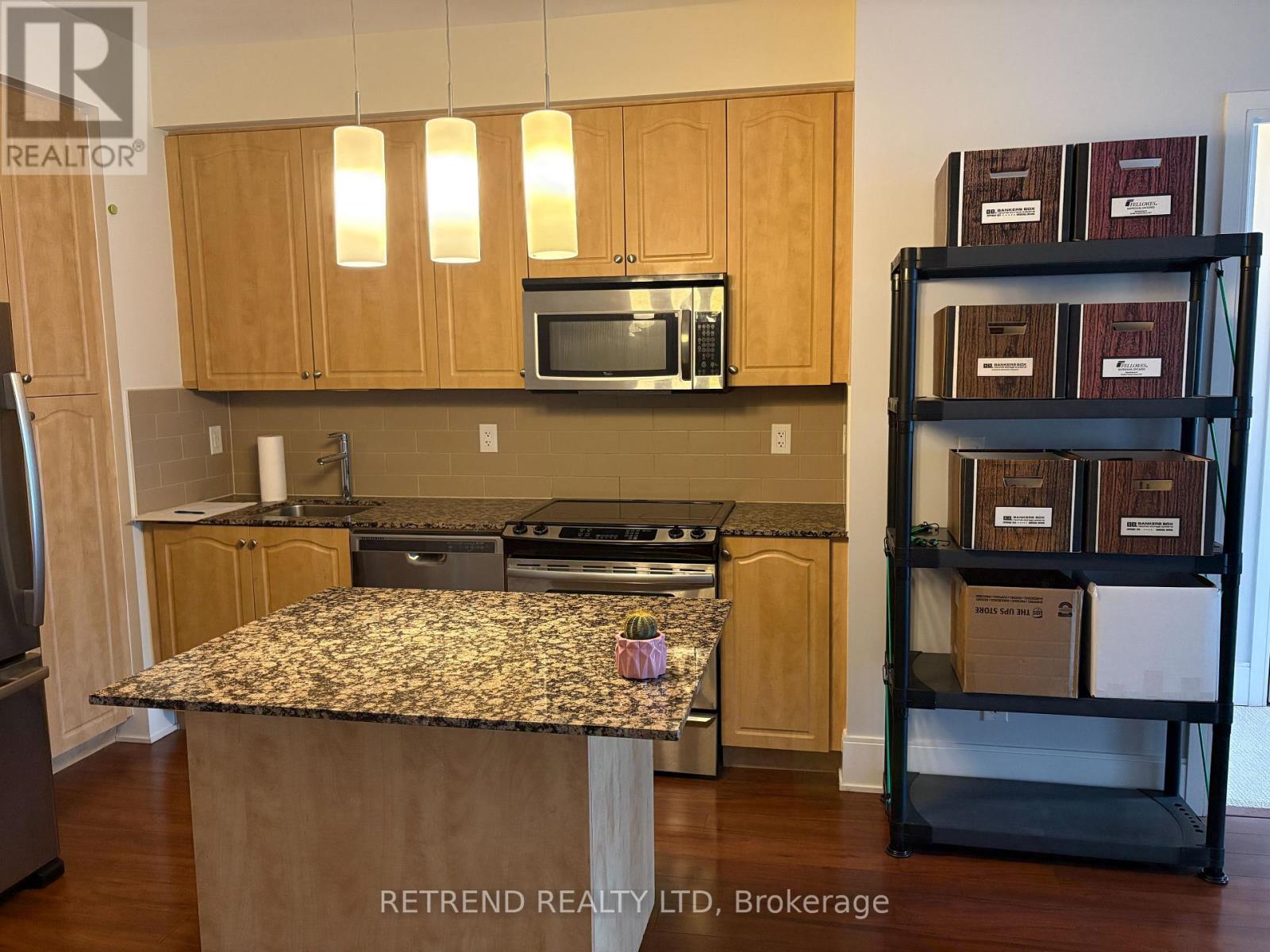 2013 - 70 Roehampton Avenue, Toronto, Ontario  M4P 1R2 - Photo 8 - C12927452