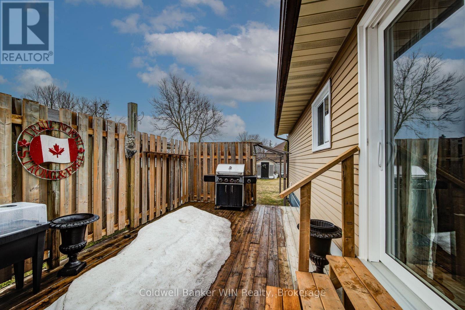 455 Albert Street, Wellington North, Ontario  N0G 2L2 - Photo 35 - X12927432