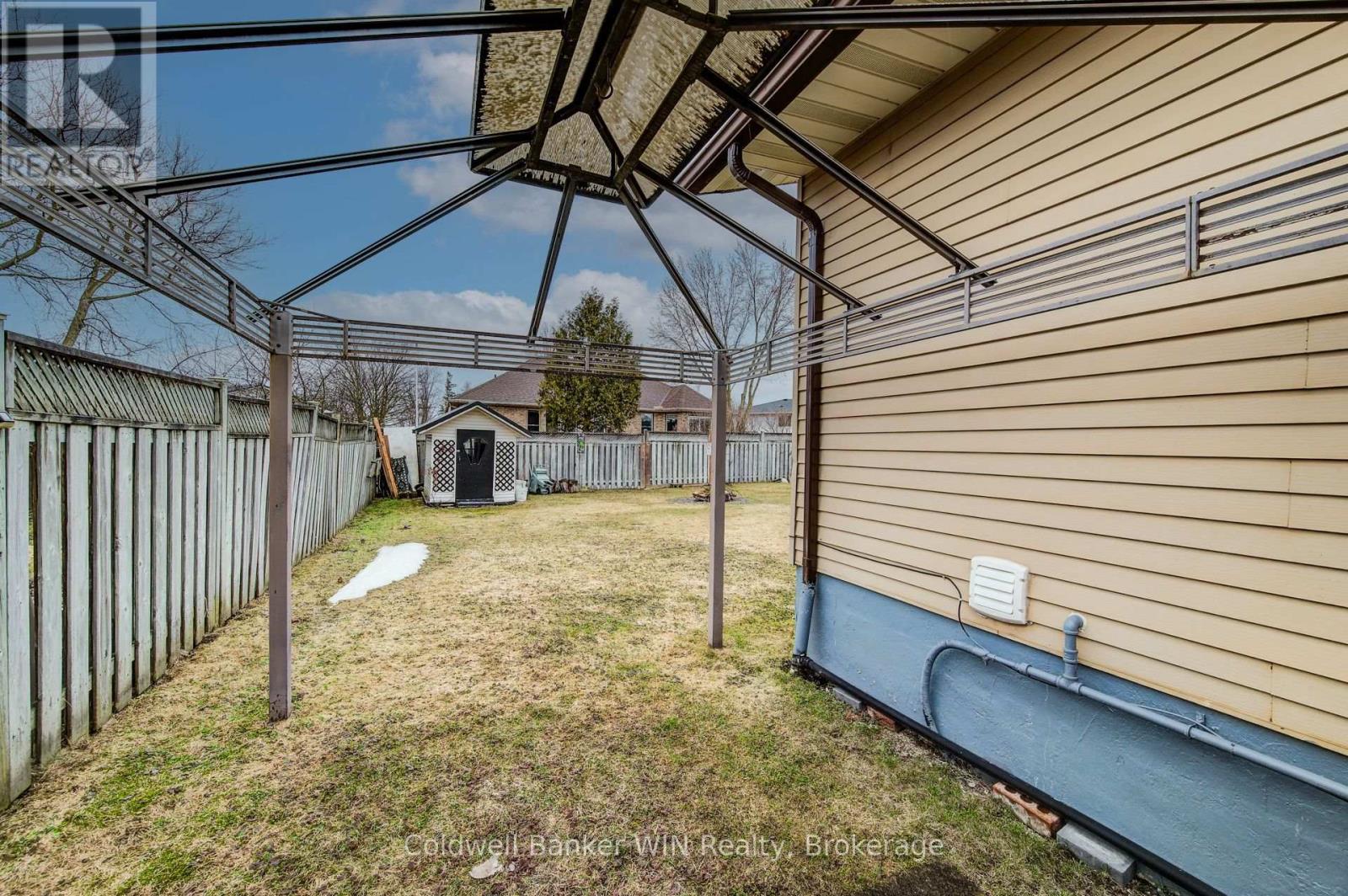 455 Albert Street, Wellington North, Ontario  N0G 2L2 - Photo 37 - X12927432