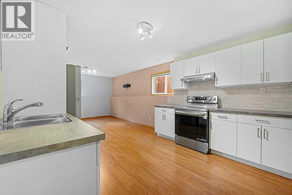 22 Lanterman Close, Red Deer, Alberta  T4R 3K3 - Photo 29 - A2294425