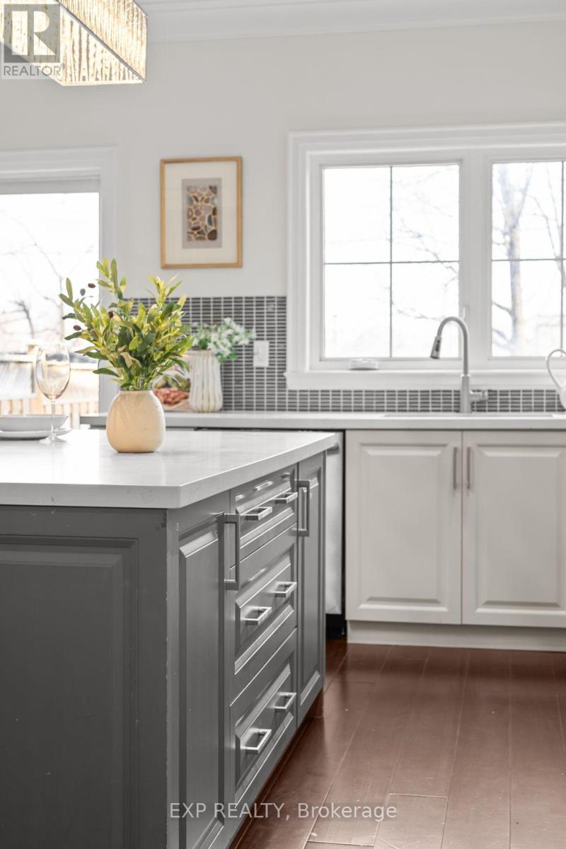 17 Harrison Avenue, Mississauga, Ontario  L5H 2W8 - Photo 19 - W12927454