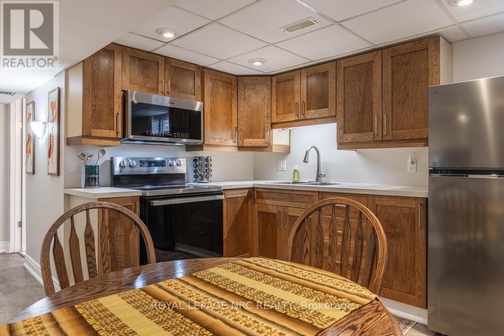 38 Lanark Crescent, St. Catharines, Ontario  L2M 6C9 - Photo 19 - X12927448