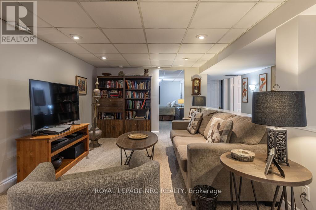 38 Lanark Crescent, St. Catharines, Ontario  L2M 6C9 - Photo 20 - X12927448