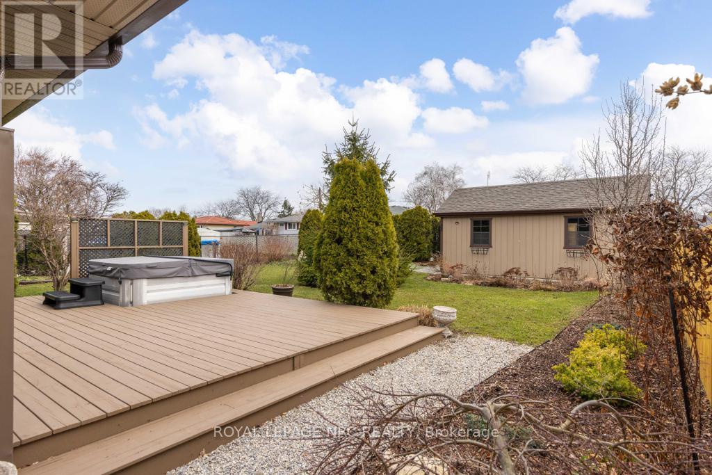 38 Lanark Crescent, St. Catharines, Ontario  L2M 6C9 - Photo 23 - X12927448