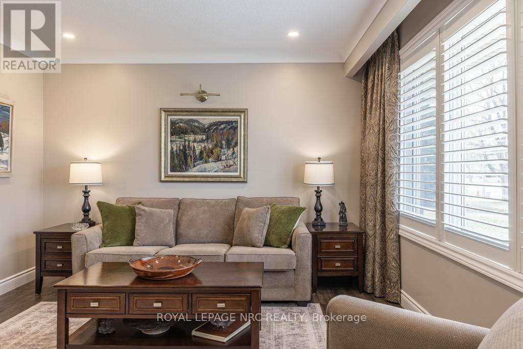 38 Lanark Crescent, St. Catharines, Ontario  L2M 6C9 - Photo 6 - X12927448