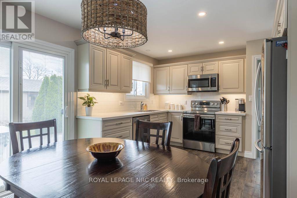 38 Lanark Crescent, St. Catharines, Ontario  L2M 6C9 - Photo 9 - X12927448