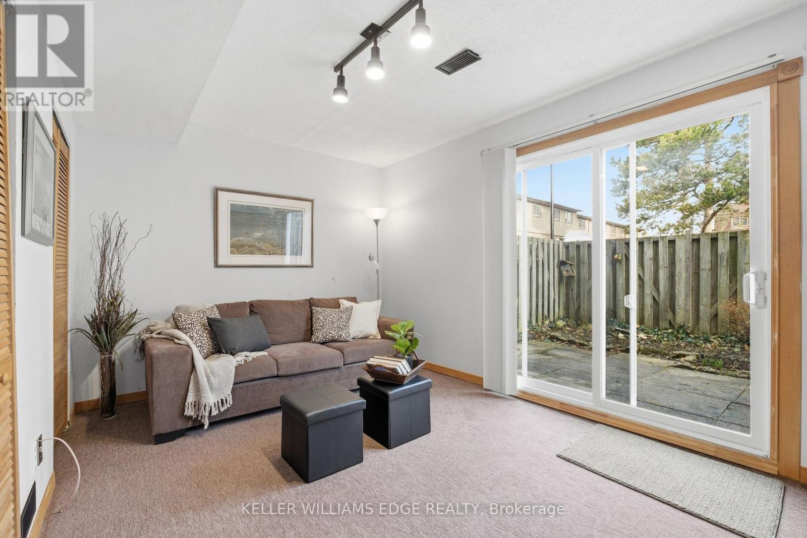 78 - 1115 Paramount Drive, Hamilton, Ontario  L8J 1P6 - Photo 24 - X12927464