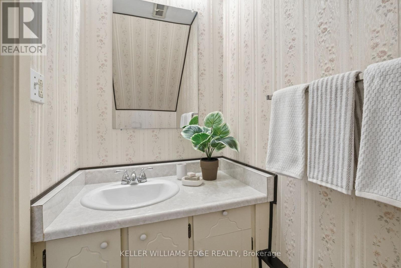 78 - 1115 Paramount Drive, Hamilton, Ontario  L8J 1P6 - Photo 27 - X12927464