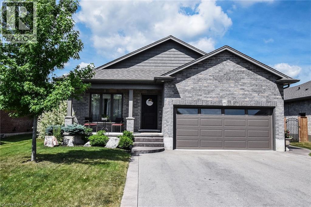 295 COURTLAND Street, Delhi, Ontario