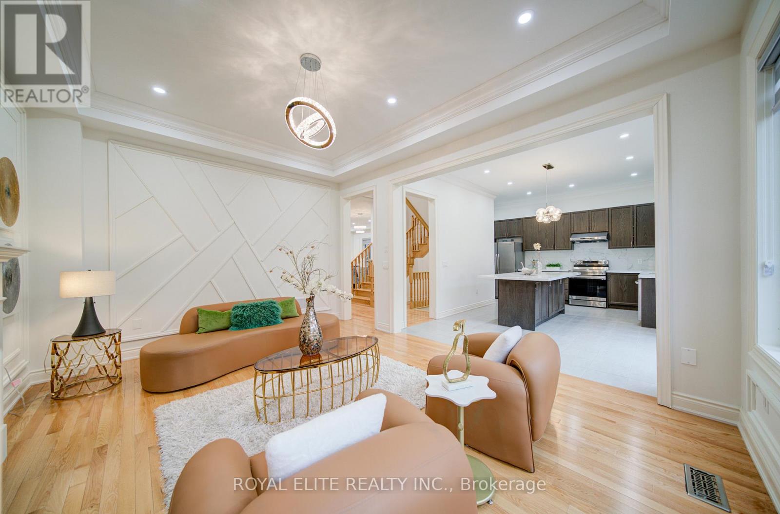 57 Betty May Crescent, East Gwillimbury, Ontario  L9N 1S2 - Photo 17 - N12922154