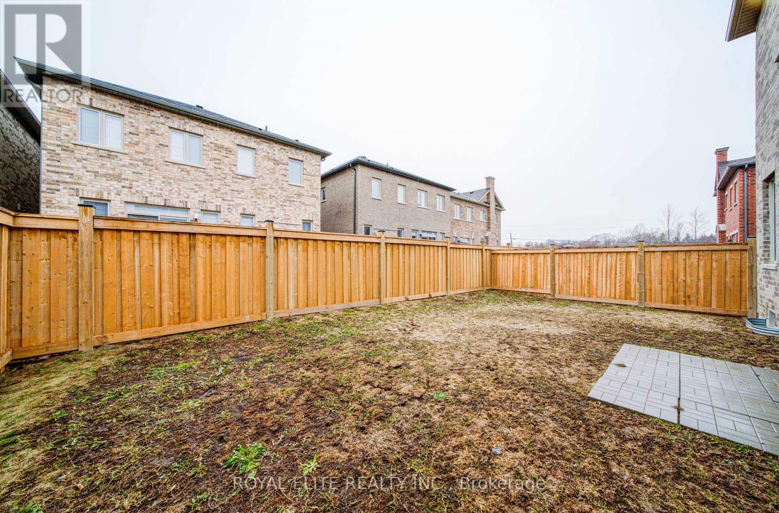 57 Betty May Crescent, East Gwillimbury, Ontario  L9N 1S2 - Photo 36 - N12922154