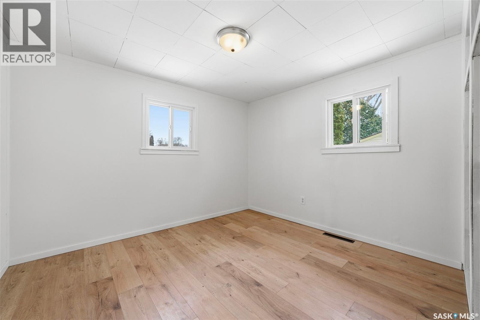 106 Dunlop Street, Saskatoon, Saskatchewan  S7H 2B5 - Photo 7 - SK031409