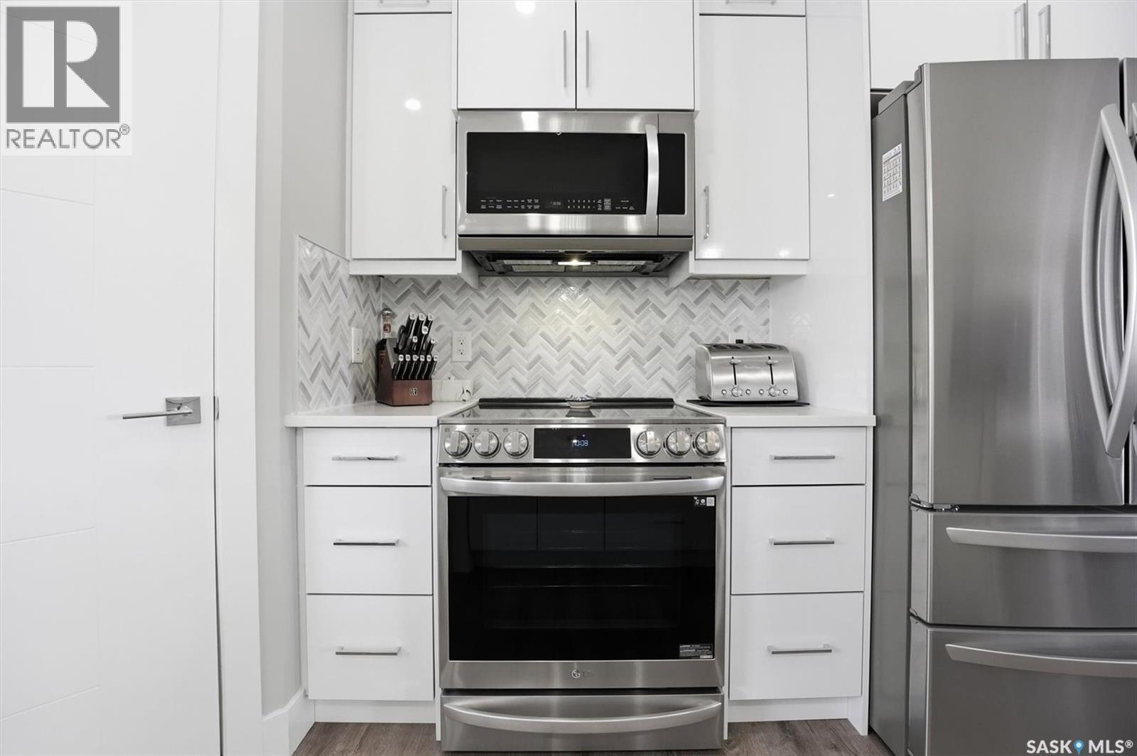 806 1st Avenue N, Warman, Saskatchewan  S0K 4S0 - Photo 10 - SK031303