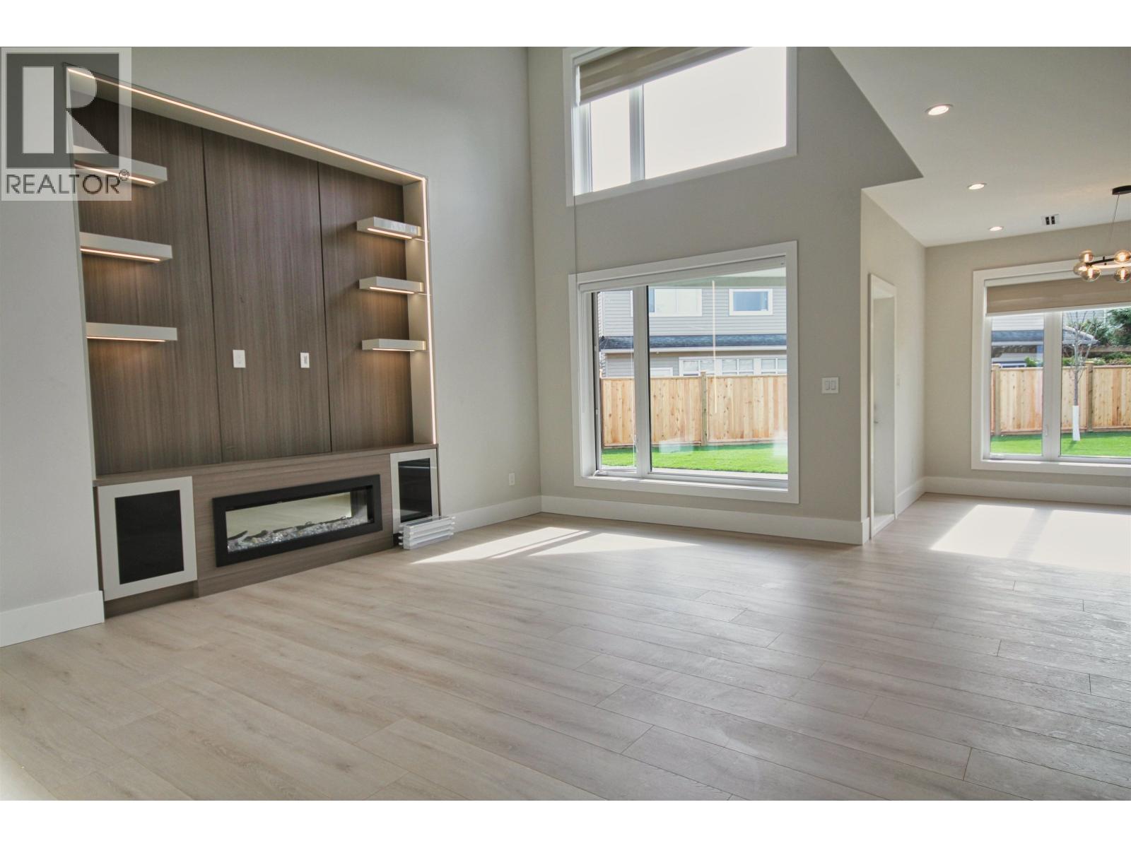 11911 Dunavon Place, Richmond, British Columbia  V7E 3Y1 - Photo 5 - R3103162