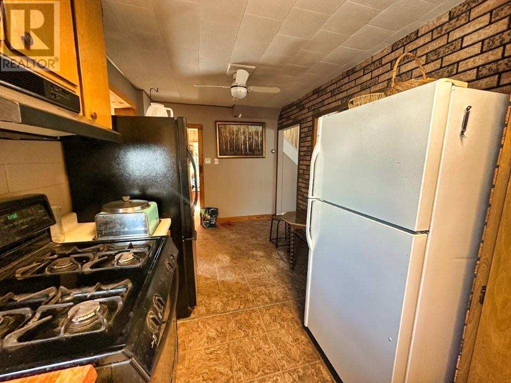 101 Brompton Rd, Red Rock, Ontario  P0T 2P0 - Photo 16 - TB2600536