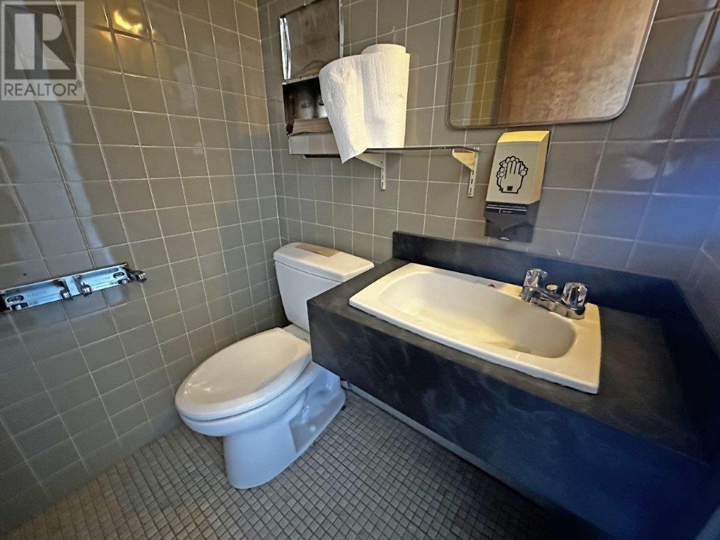 1805 Arthur Street, Second Floor, Thunder Bay, Ontario  P7E 2R6 - Photo 28 - TB2600550