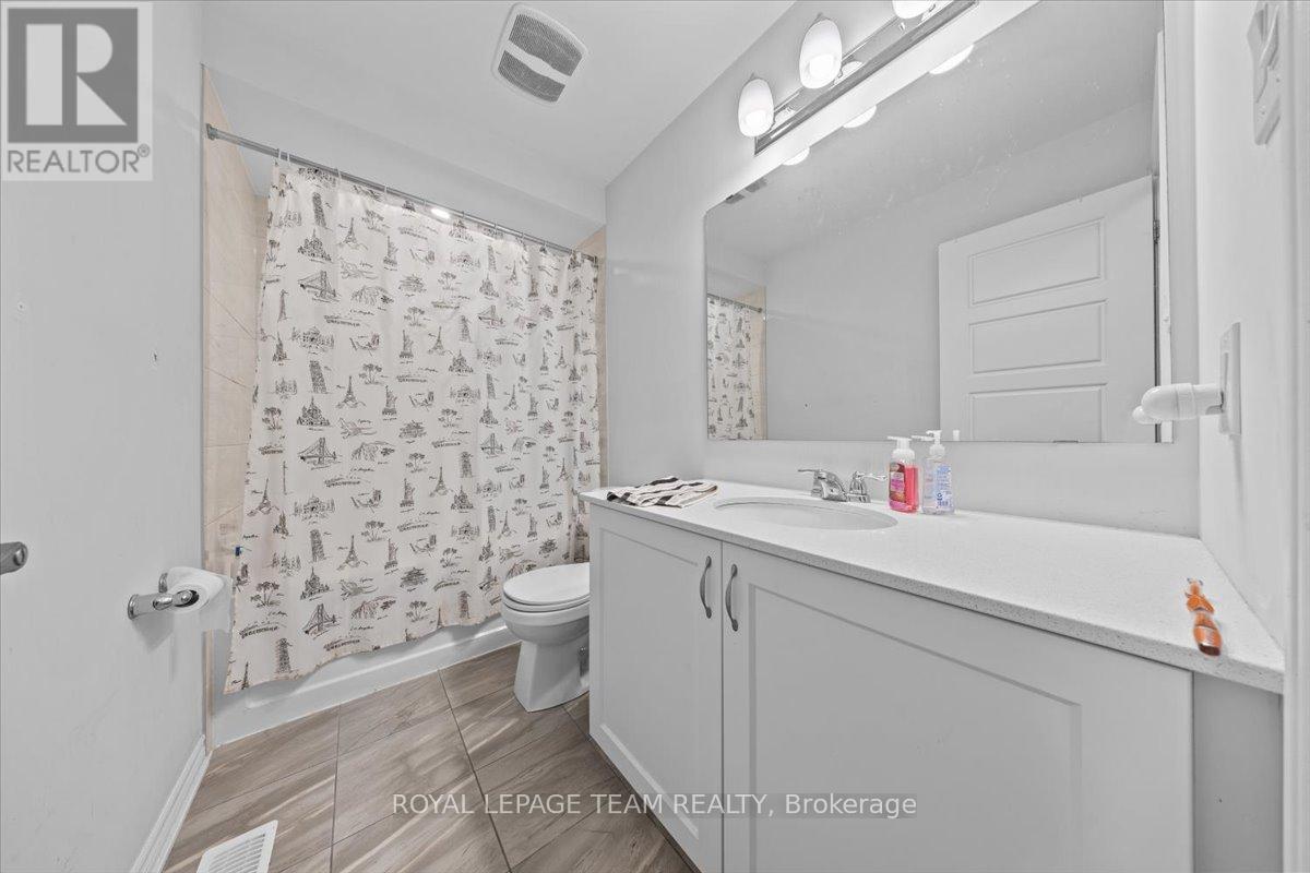 814 Stallion Crescent, Ottawa, Ontario  K2S 2G1 - Photo 14 - X12927490