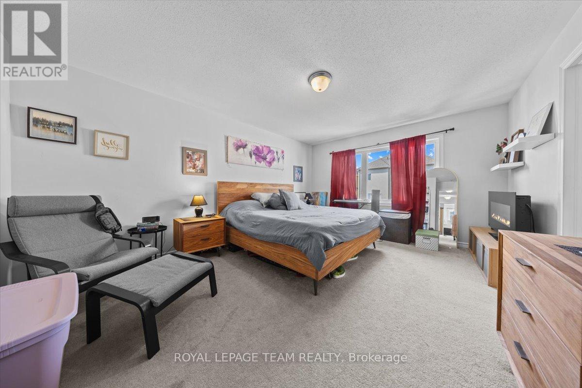 814 Stallion Crescent, Ottawa, Ontario  K2S 2G1 - Photo 15 - X12927490