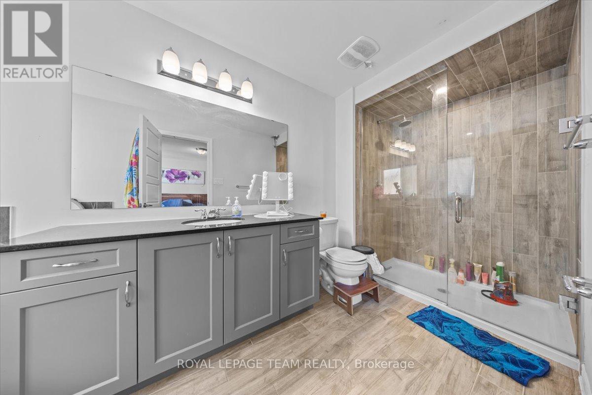 814 Stallion Crescent, Ottawa, Ontario  K2S 2G1 - Photo 17 - X12927490