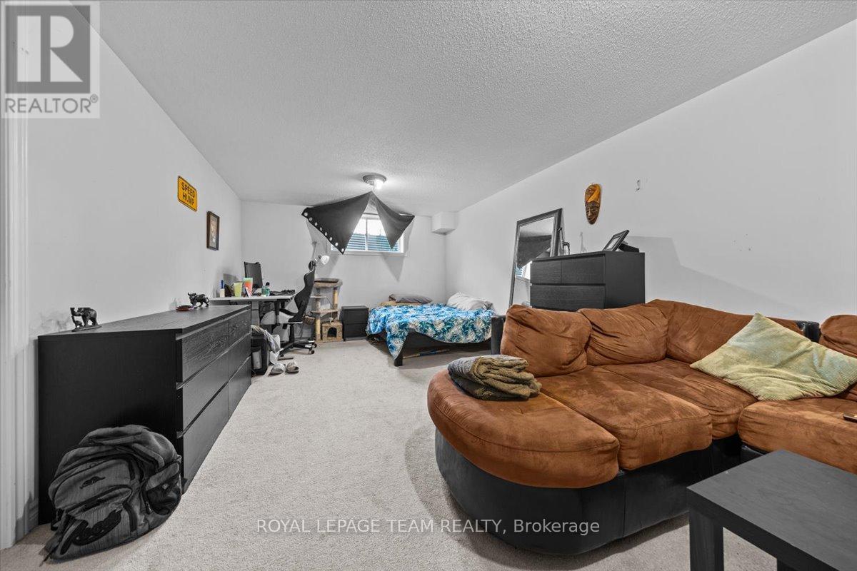 814 Stallion Crescent, Ottawa, Ontario  K2S 2G1 - Photo 21 - X12927490