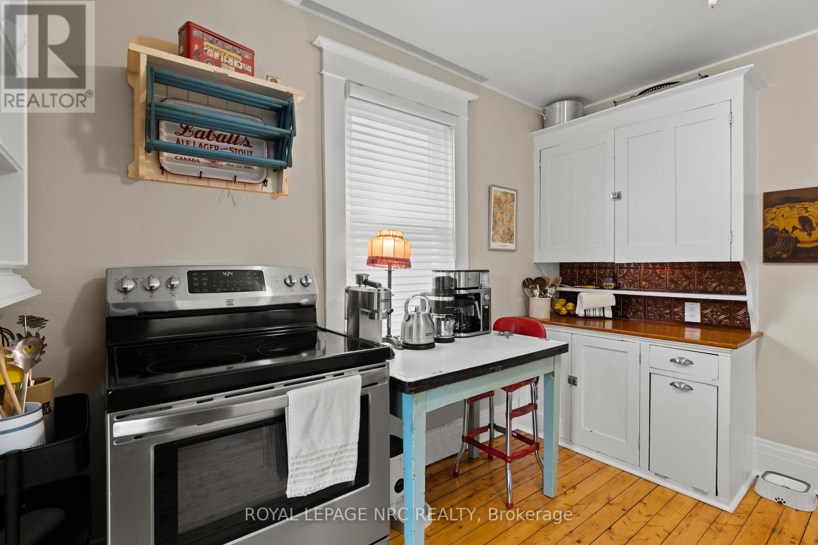 51 Chaplin Avenue, St. Catharines, Ontario  L2R 2E4 - Photo 14 - X12927548