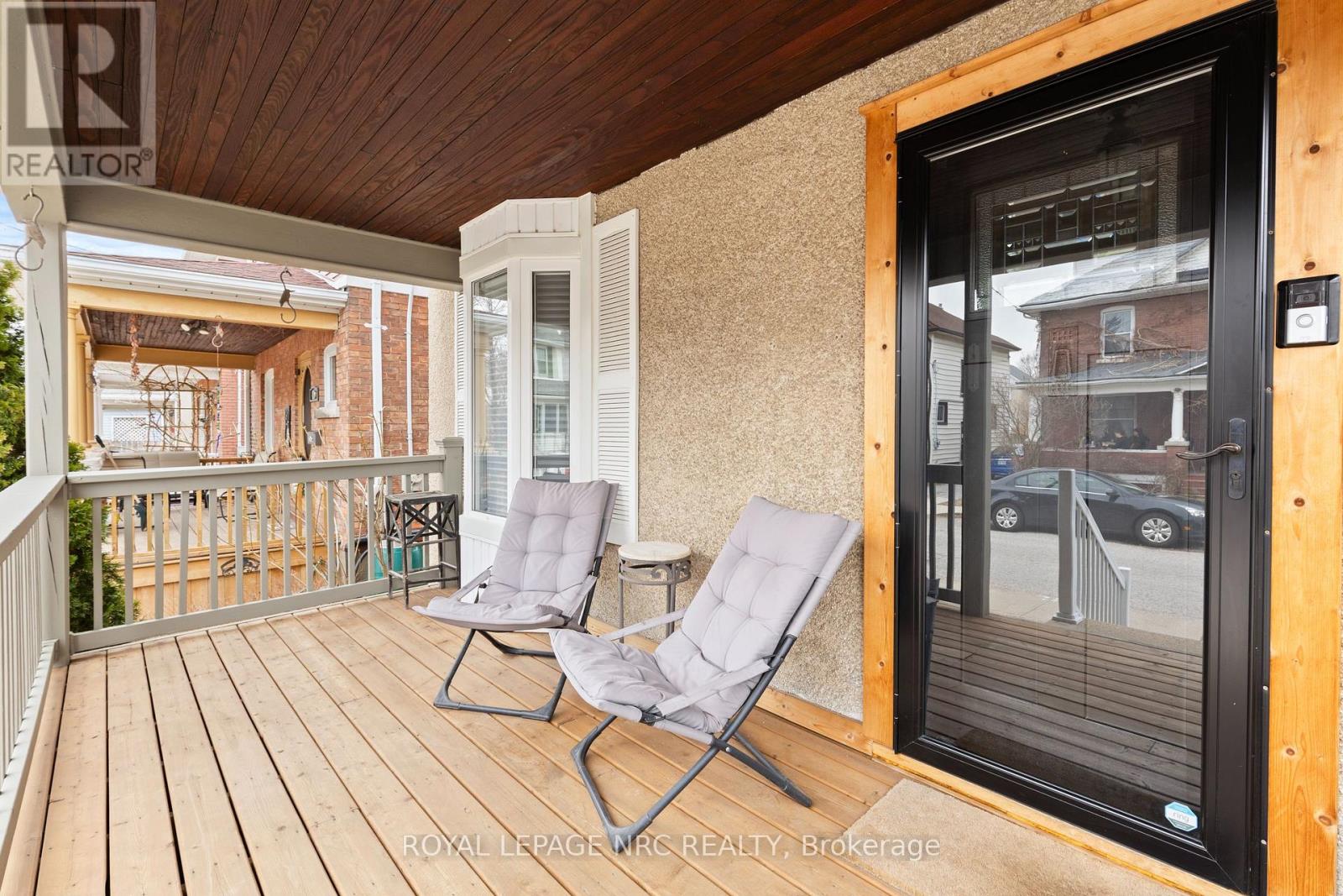 51 Chaplin Avenue, St. Catharines, Ontario  L2R 2E4 - Photo 4 - X12927548