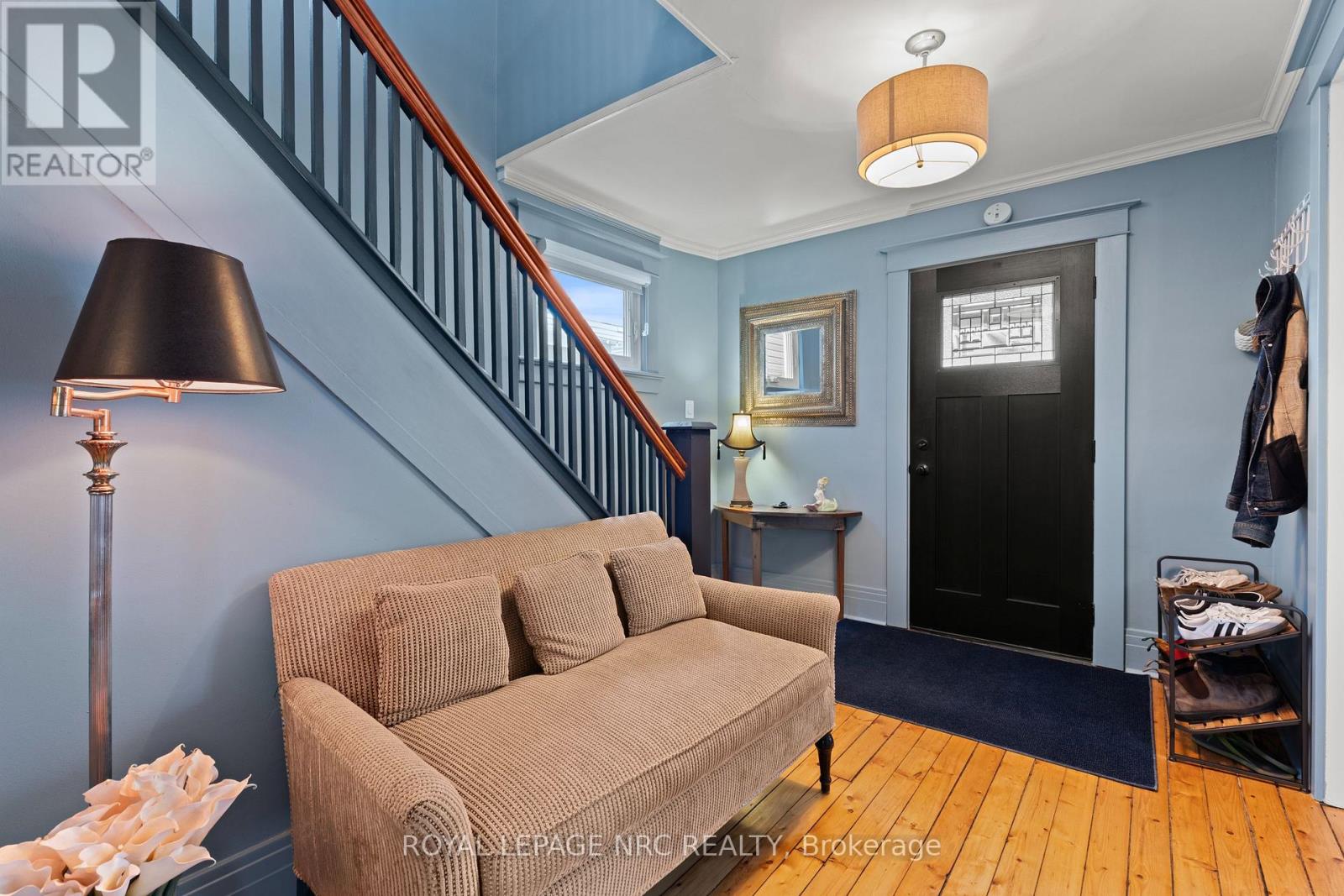 51 Chaplin Avenue, St. Catharines, Ontario  L2R 2E4 - Photo 5 - X12927548