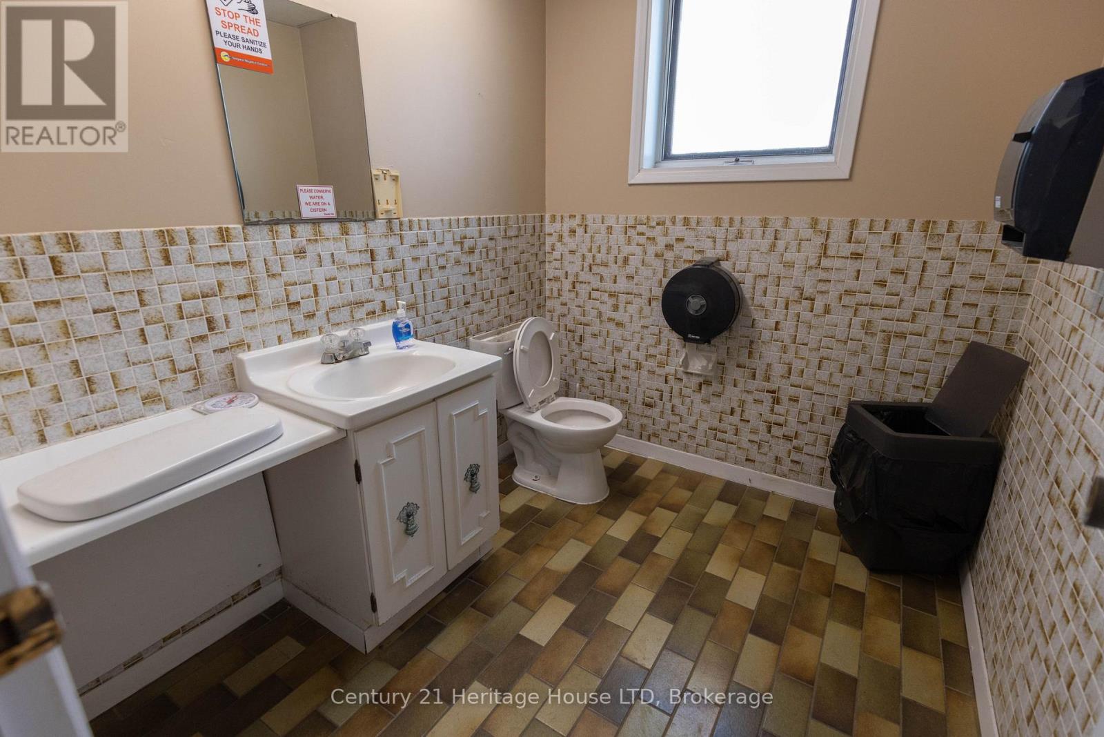 435 River Road, Pelham, Ontario  L0S 1C0 - Photo 20 - X12927602