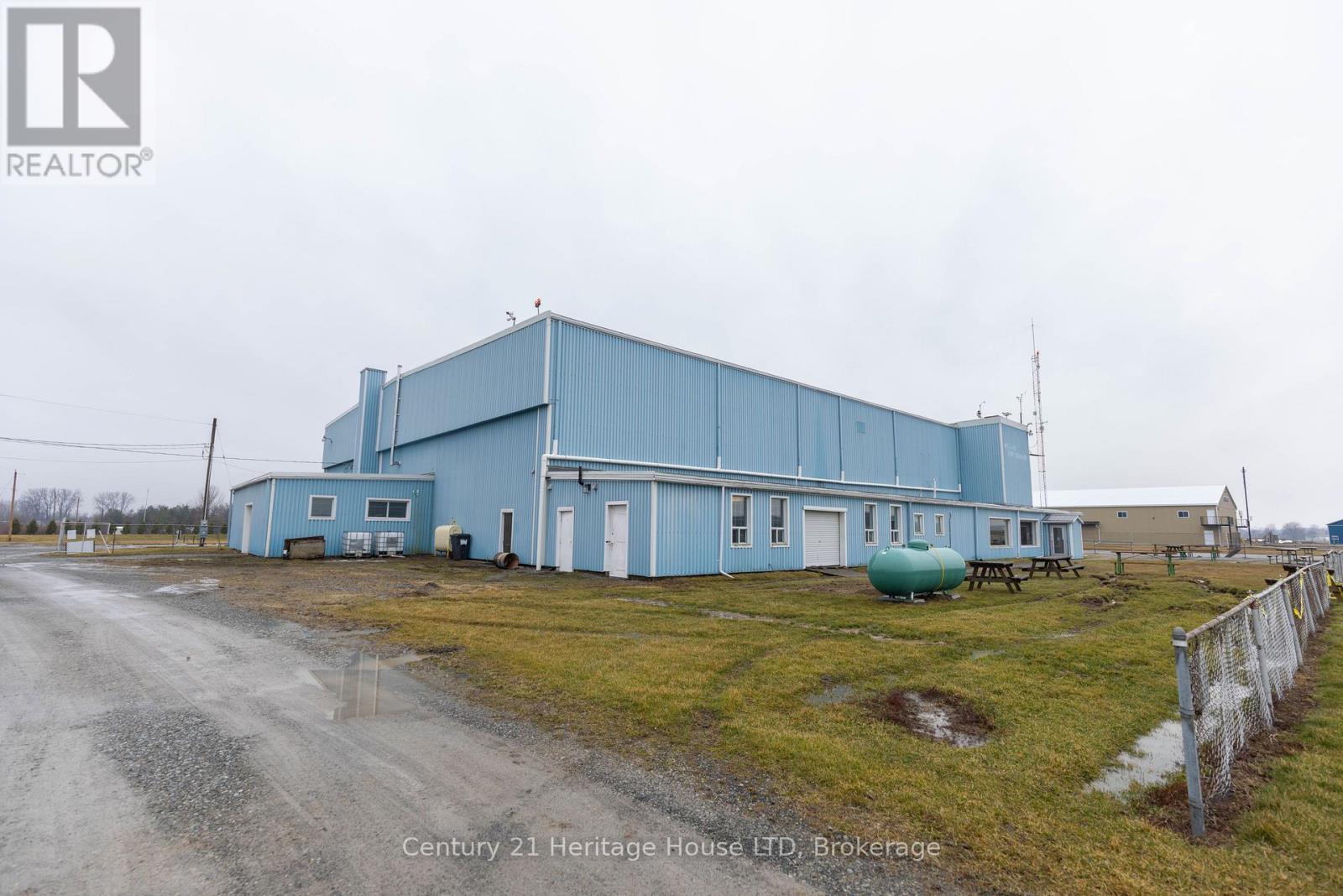 435 River Road, Pelham, Ontario  L0S 1C0 - Photo 24 - X12927602