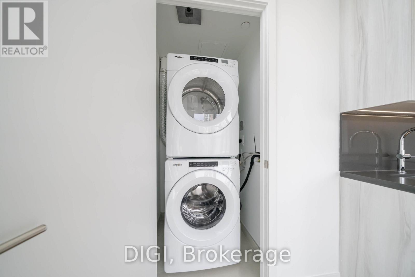 2302 - 8 Gloucester Street, Toronto, Ontario  M4Y 0H8 - Photo 10 - C12927508