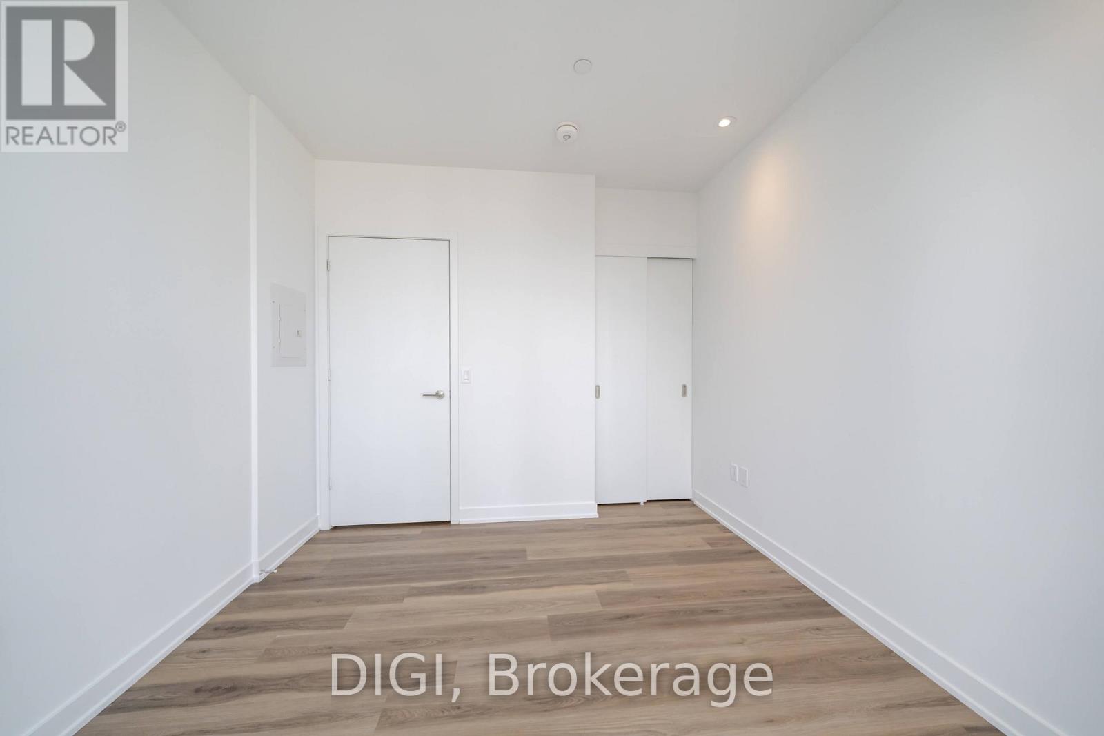 2302 - 8 Gloucester Street, Toronto, Ontario  M4Y 0H8 - Photo 7 - C12927508