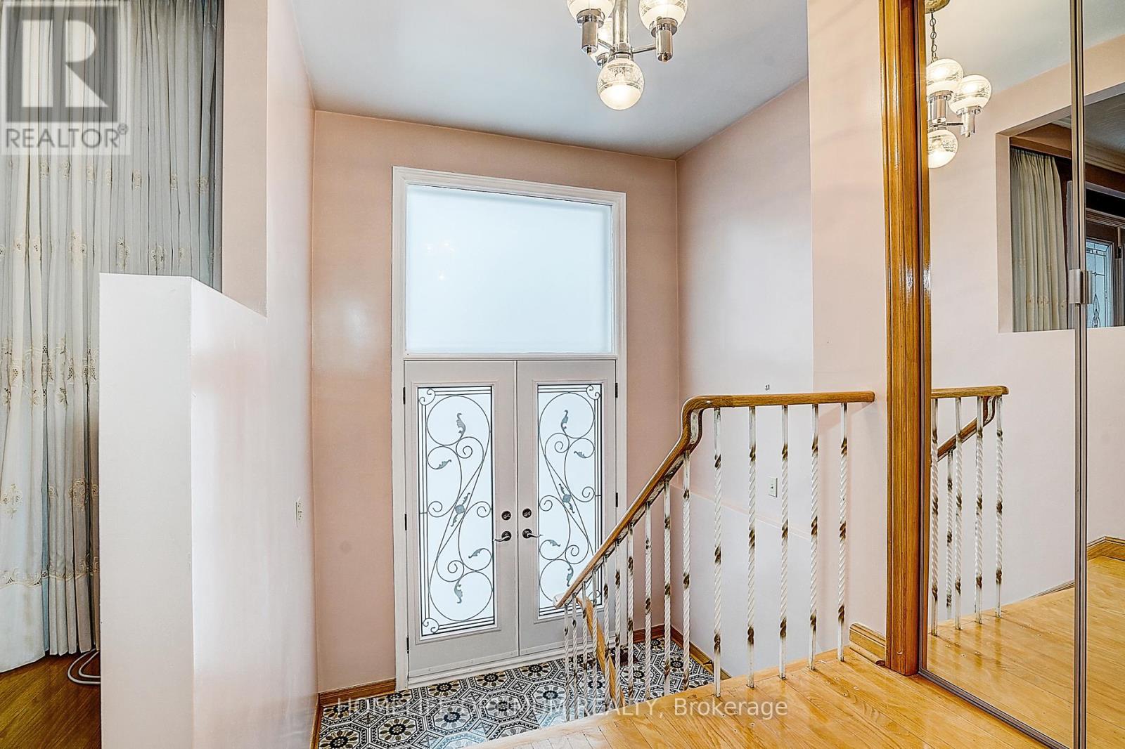 58 Hazelnut Crescent N, Toronto, Ontario  M2J 4W3 - Photo 2 - C12927528