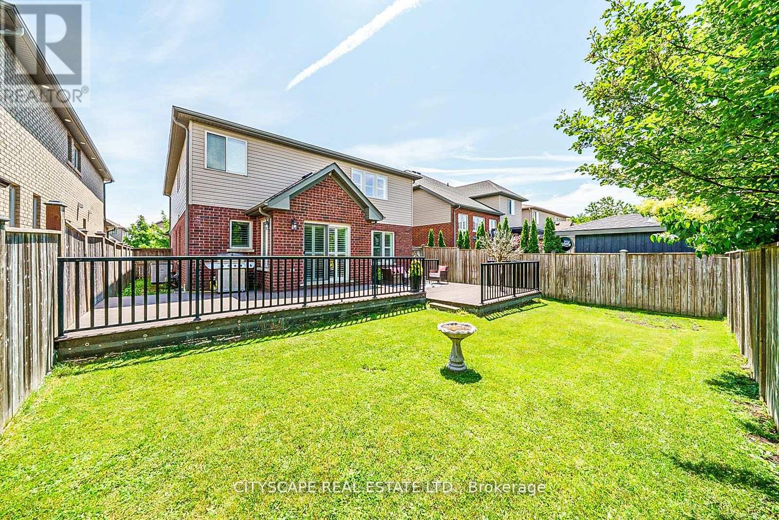 19 Staples Lane, Hamilton, Ontario L0R 1C0 - Photo 34 - X12922860